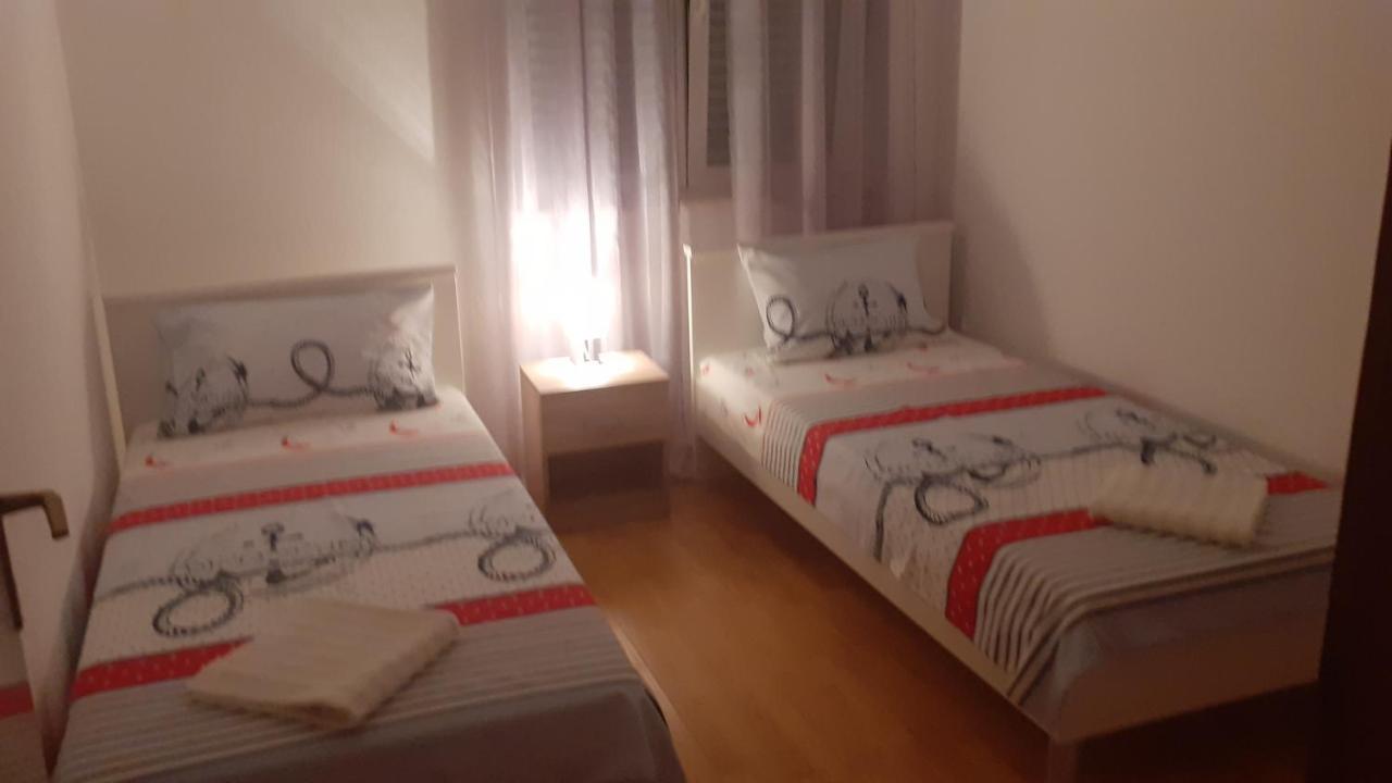 Apartman Nina Vodice Ngoại thất bức ảnh