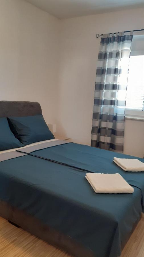 Apartman Nina Vodice Ngoại thất bức ảnh