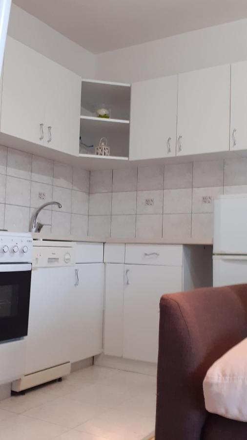 Apartman Nina Vodice Ngoại thất bức ảnh