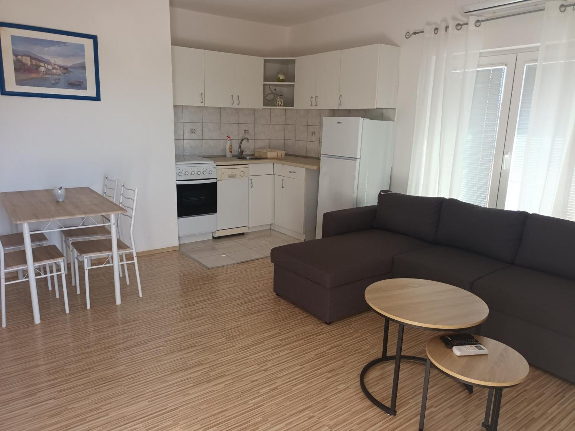 Apartman Nina Vodice Ngoại thất bức ảnh